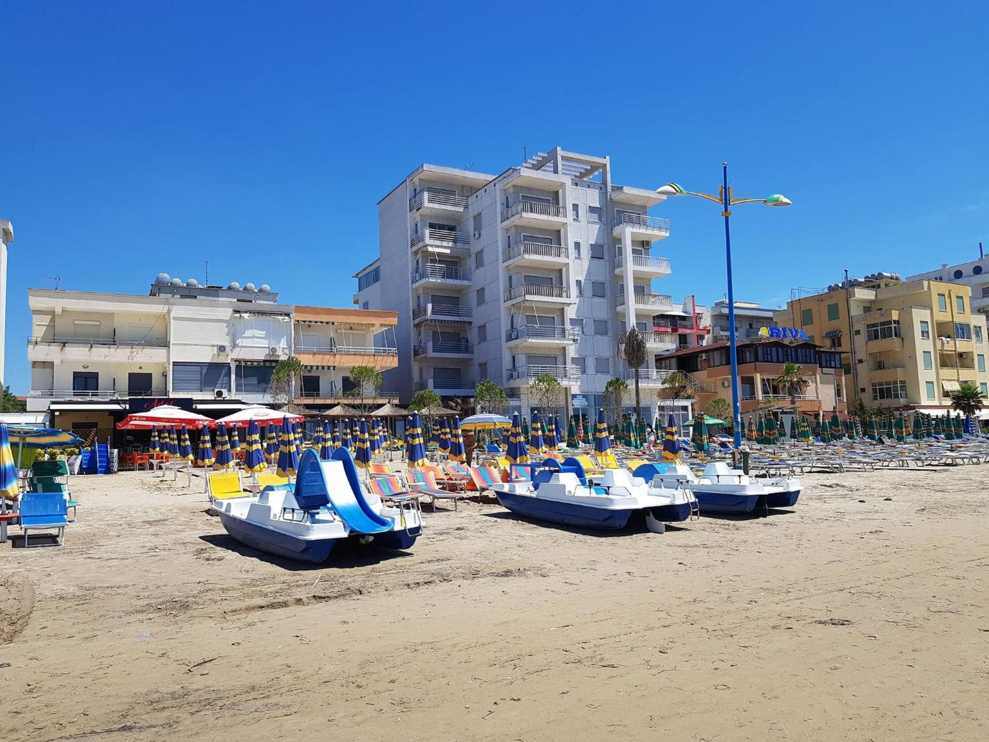 Sea View Apartments In Durres Luaran gambar