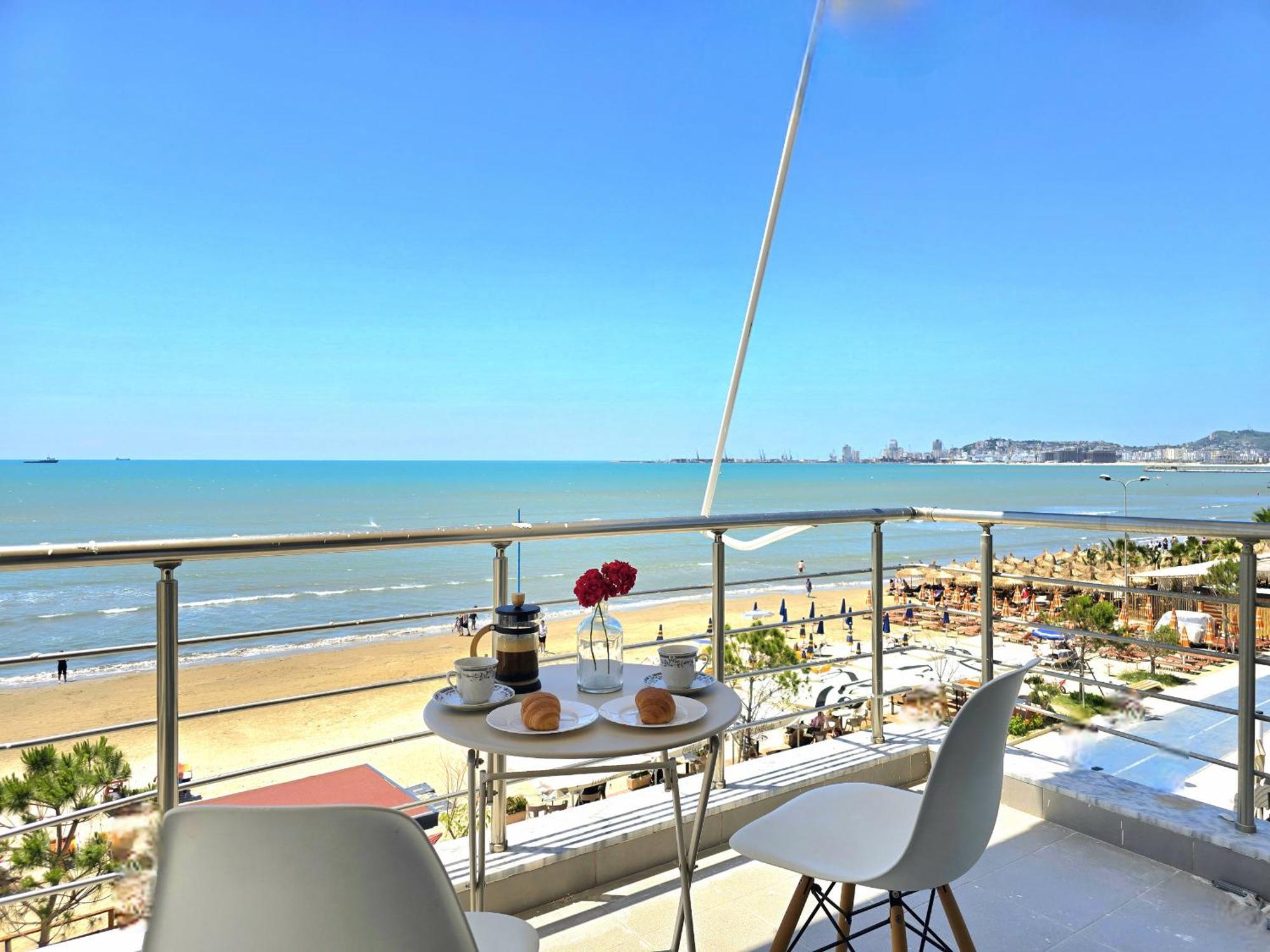 Sea View Apartments In Durres Luaran gambar