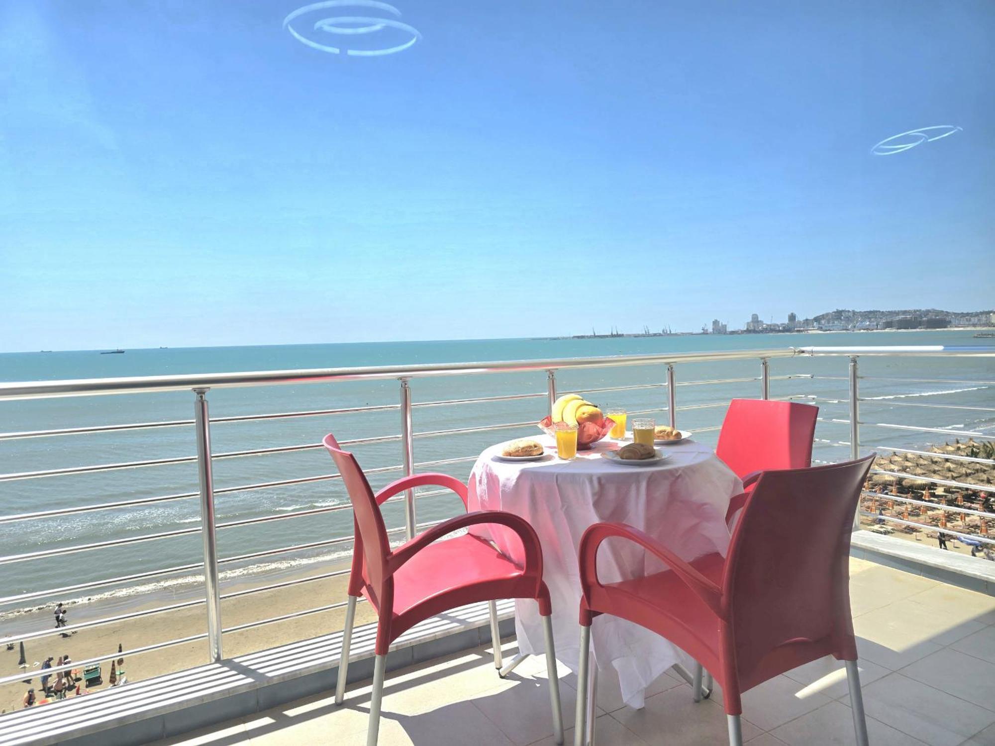 Sea View Apartments In Durres Luaran gambar