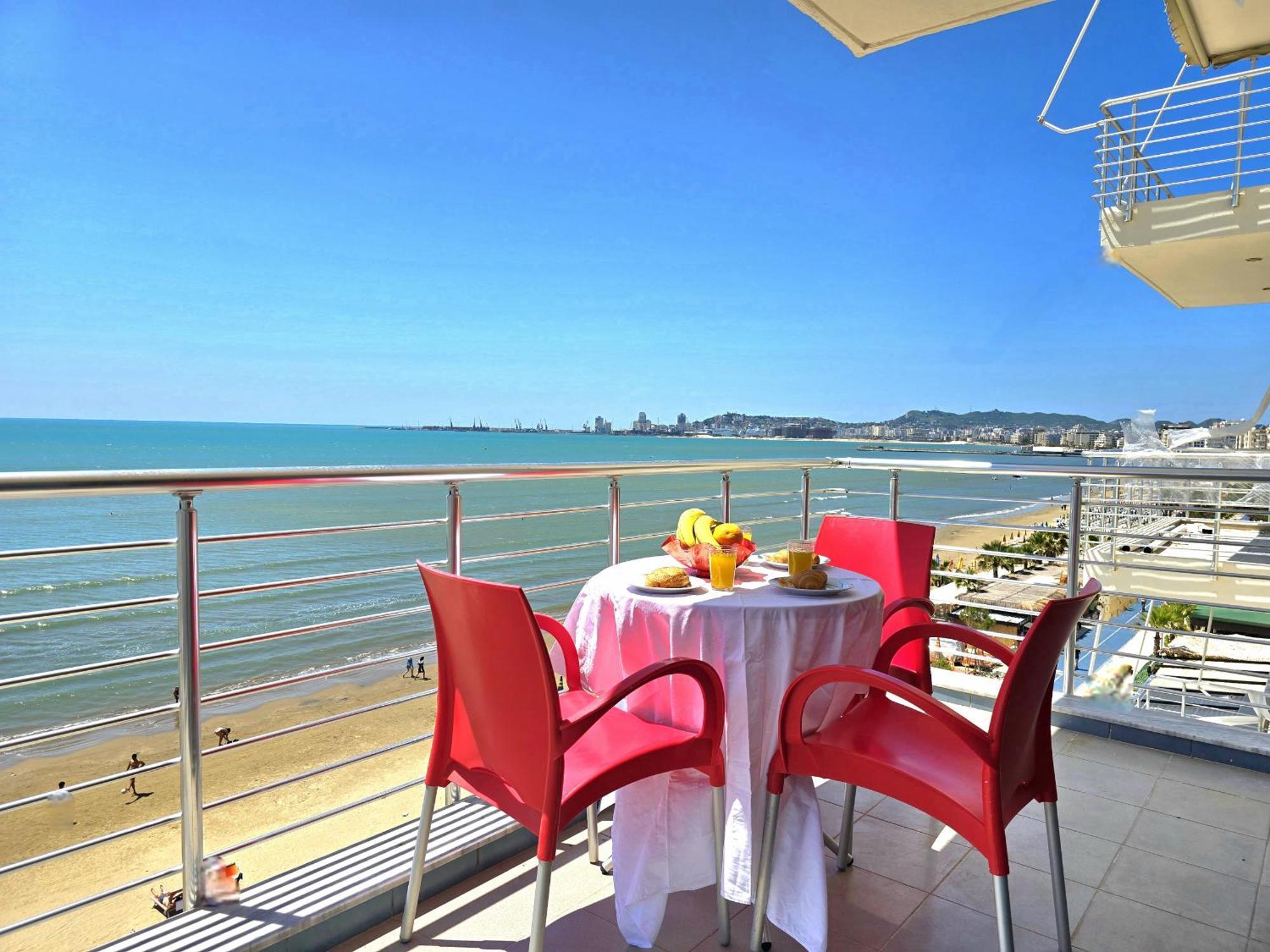 Sea View Apartments In Durres Luaran gambar